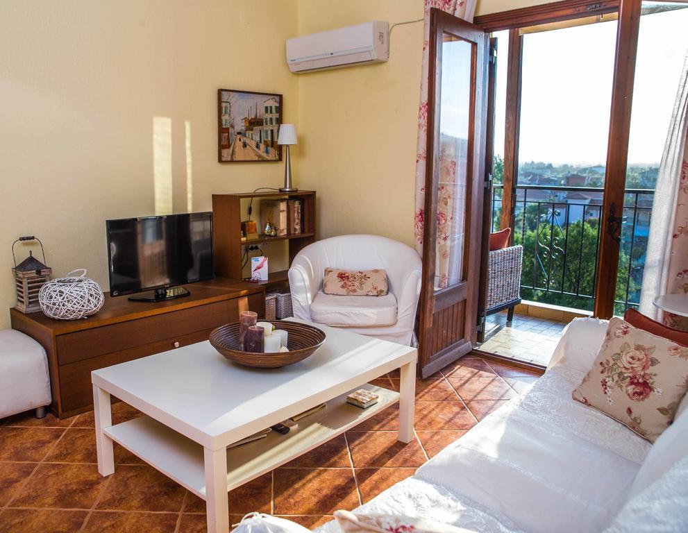 Apartments Mantsiou Old Nikiti Exterior photo