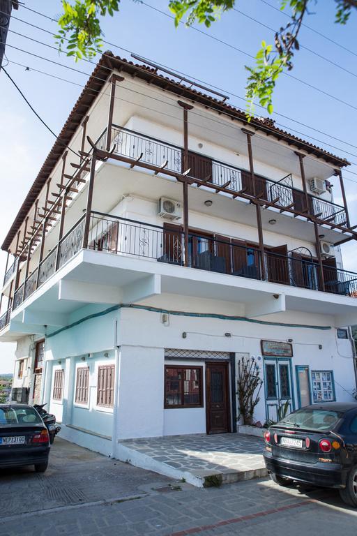 Apartments Mantsiou Old Nikiti Exterior photo